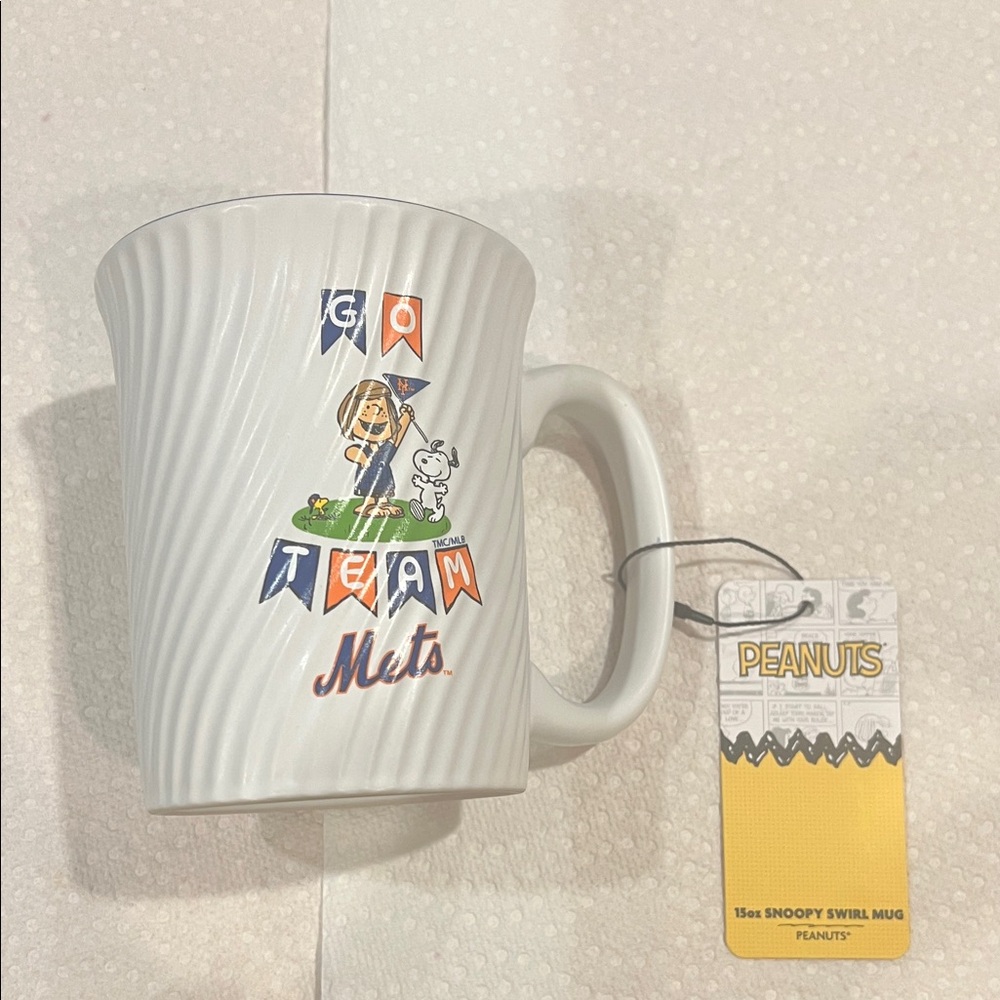 New York Mets 15oz Snoopy Swing Mug Peanuts White Swirl Mug